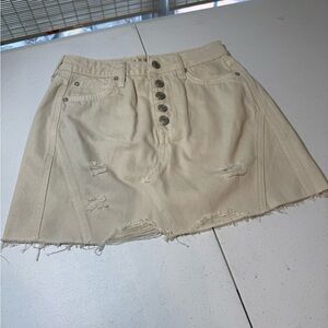 We The Free Off White Distressed Mini Skirt *EXCELLENT CONDITION*